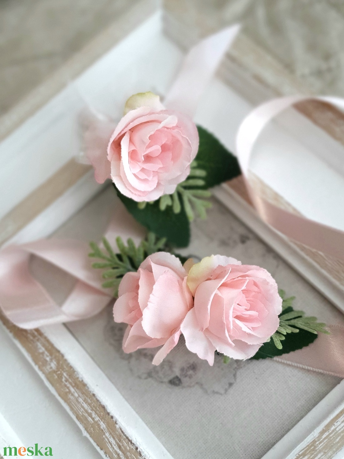 Csuklódísz és kitűző PINKROSES - esküvő - ékszer - karkötő & csuklódísz - Meska.hu Csuklódísz és kitűző PINKROSES - esküvő - ékszer - karkötő & csuklódísz - Meska.hu