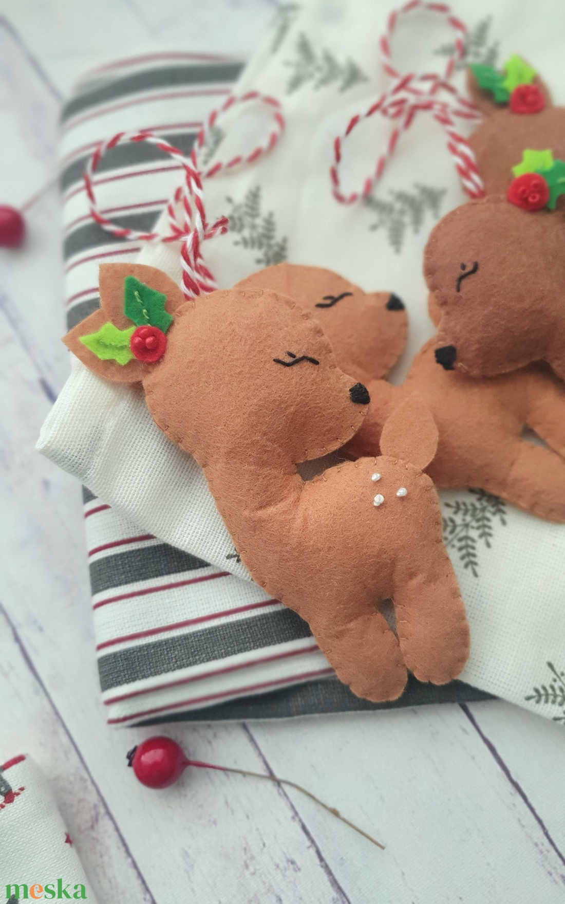 Bababarát karácsonyi filc díszek, őzikék - karácsony - karácsonyi lakásdekoráció - karácsonyfadíszek - Meska.hu