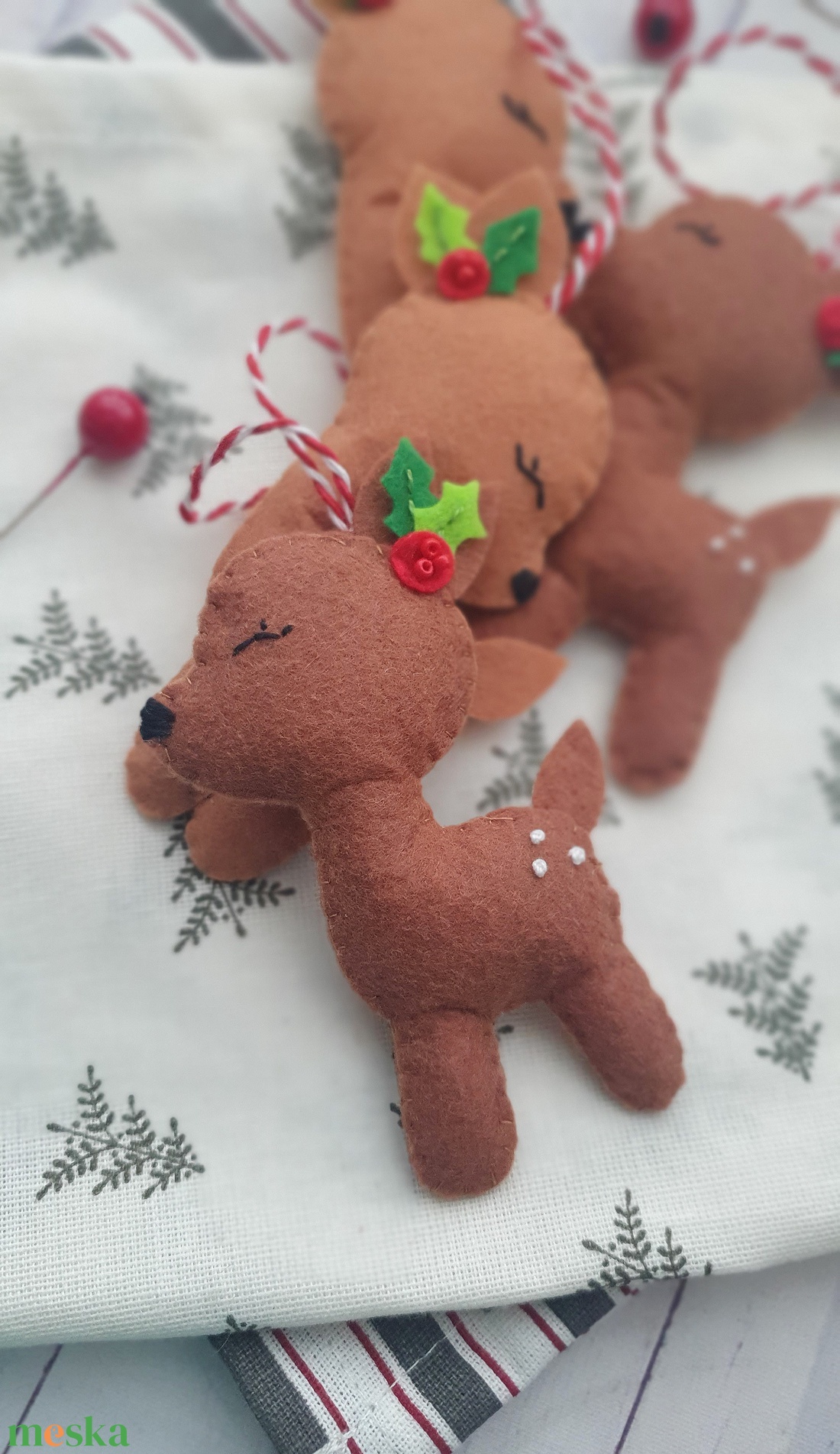 Bababarát karácsonyi filc díszek, őzikék - karácsony - karácsonyi lakásdekoráció - karácsonyfadíszek - Meska.hu