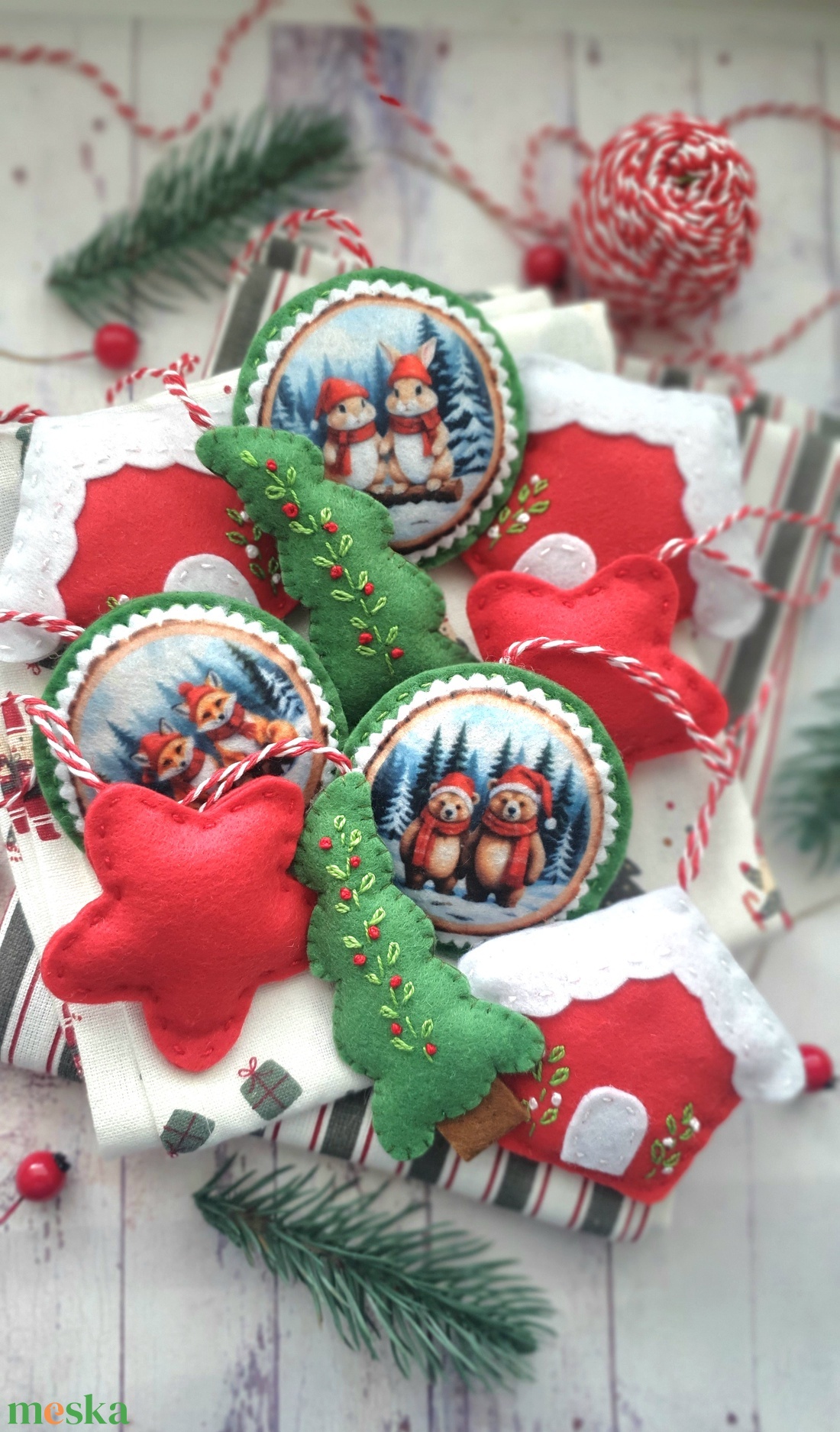 Bababarát karácsonyi filc díszek, mókusok és csillagok - karácsony - karácsonyi lakásdekoráció - karácsonyfadíszek - Meska.hu