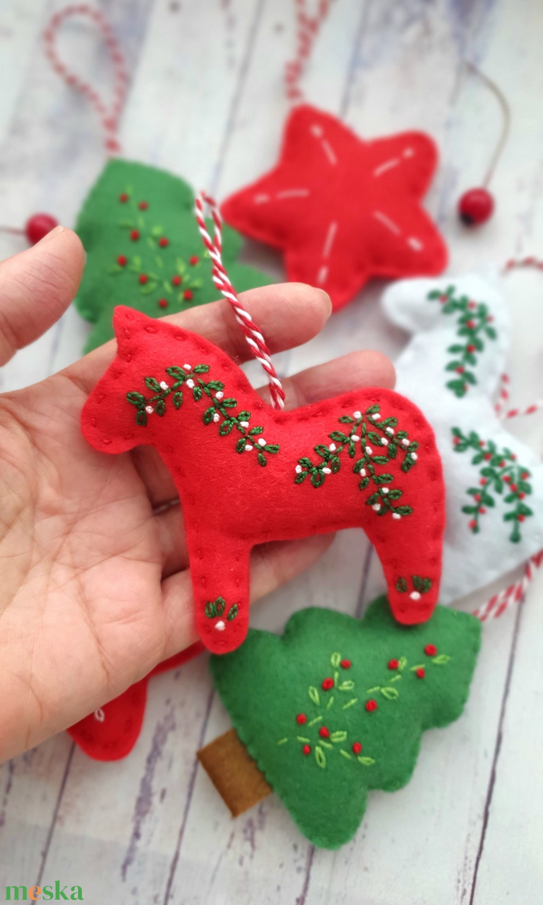 Bababarát karácsonyi filc díszek, dala horse - karácsony - karácsonyi lakásdekoráció - karácsonyfadíszek - Meska.hu