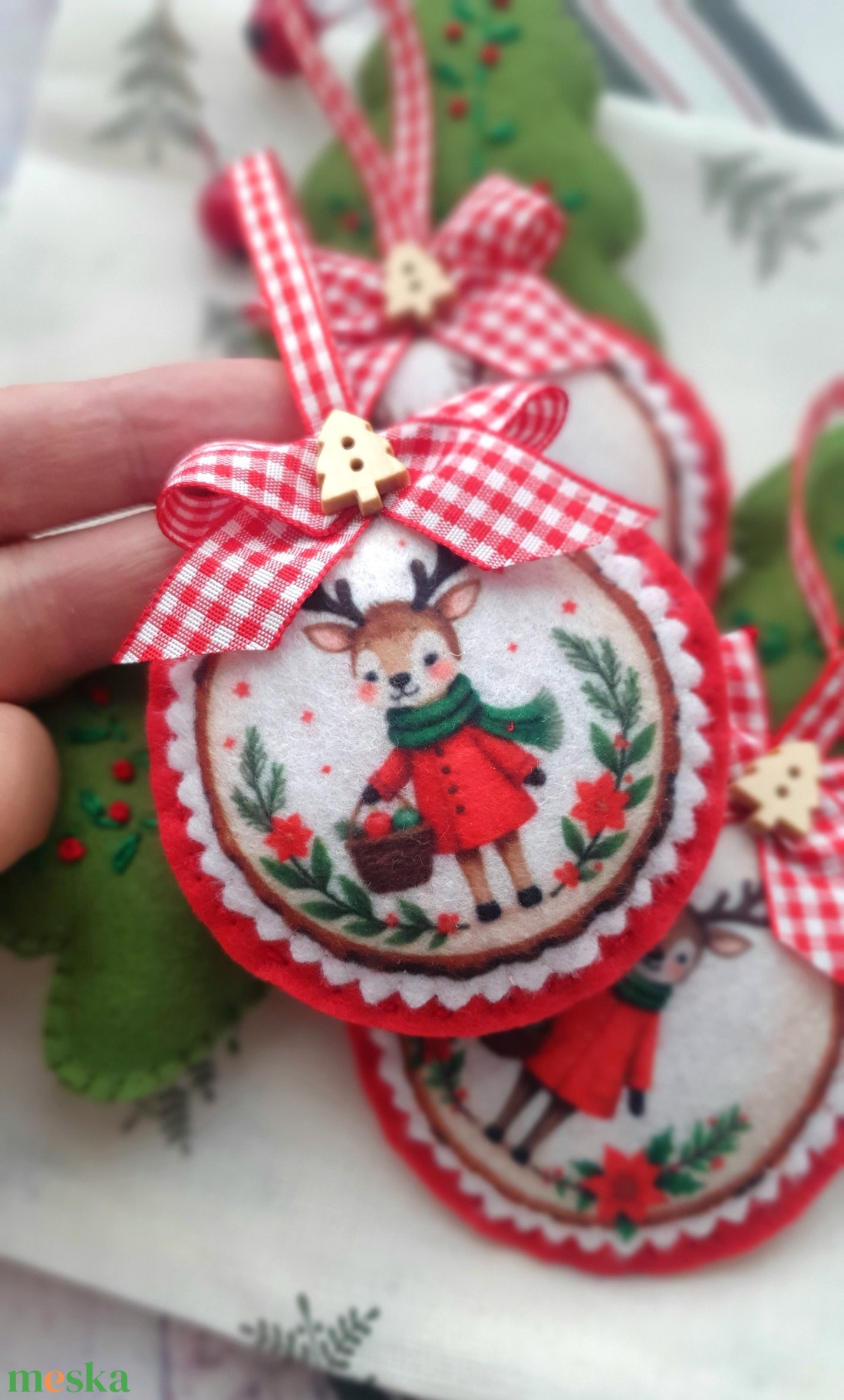 Bababarát karácsonyi filc díszek, rénszarvasok és fenyők - karácsony - karácsonyi lakásdekoráció - karácsonyfadíszek - Meska.hu Bababarát karácsonyi filc díszek, rénszarvasok és fenyők - karácsony - karácsonyi lakásdekoráció - karácsonyfadíszek - Meska.hu