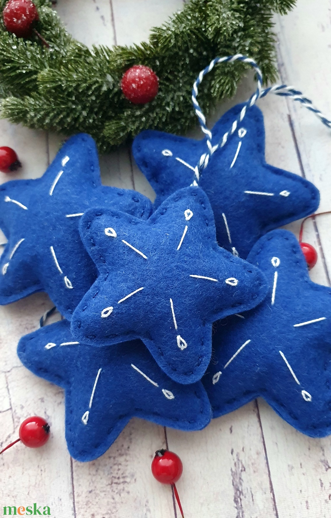 Bababarát karácsonyi filc csillagok - karácsony - karácsonyi lakásdekoráció - karácsonyfadíszek - Meska.hu
