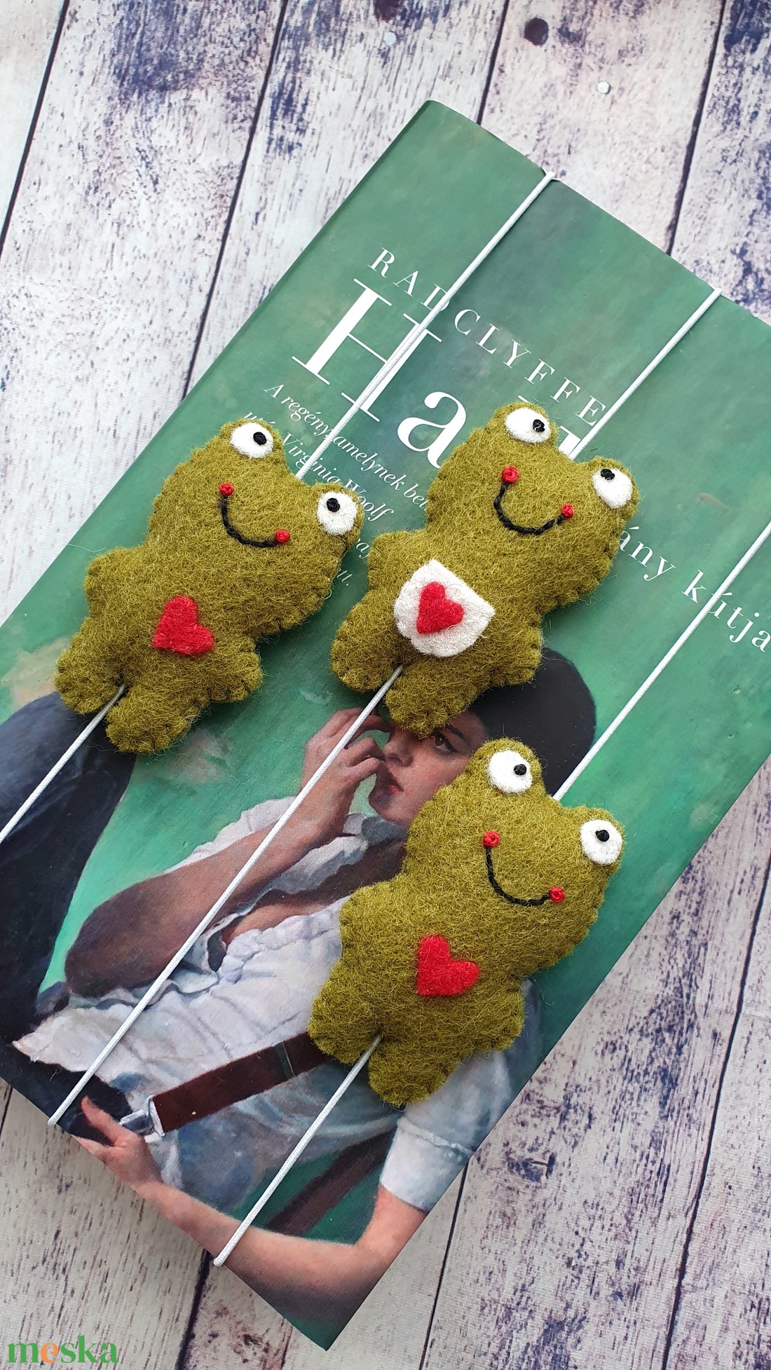 Békás gyapjúfilc gumis könyvjelző, ajándék, könyv - könyv & zene - könyvjelző - Meska.hu