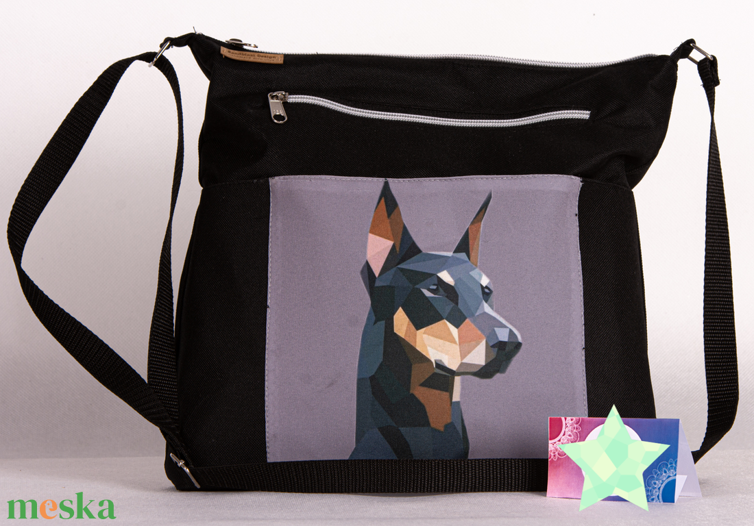 Közepes méretű dobermann válltáska  - táska & tok - hátizsák - hátizsák - Meska.hu