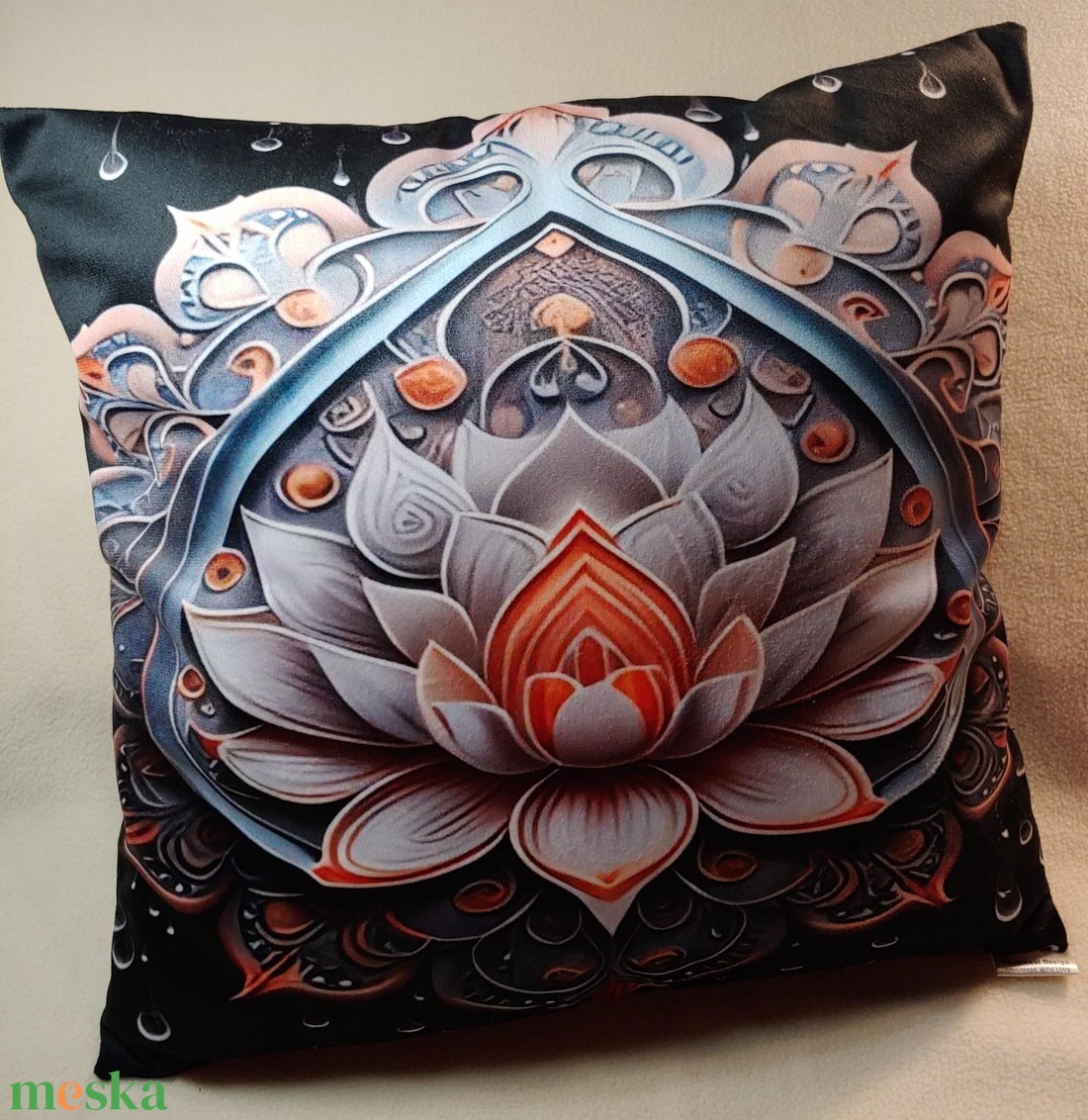 Fehér lótusz mandala mintában diszpárna - otthon & életmód - dekoráció - spiritualitás - mandala - Meska.hu Fehér lótusz mandala mintában diszpárna - otthon & életmód - dekoráció - spiritualitás - mandala - Meska.hu