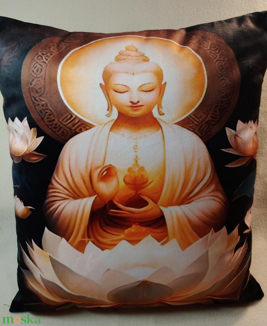 Áldó budhha diszpárna - otthon & életmód - dekoráció - spiritualitás - mandala - Meska.hu Áldó budhha diszpárna - otthon & életmód - dekoráció - spiritualitás - mandala - Meska.hu