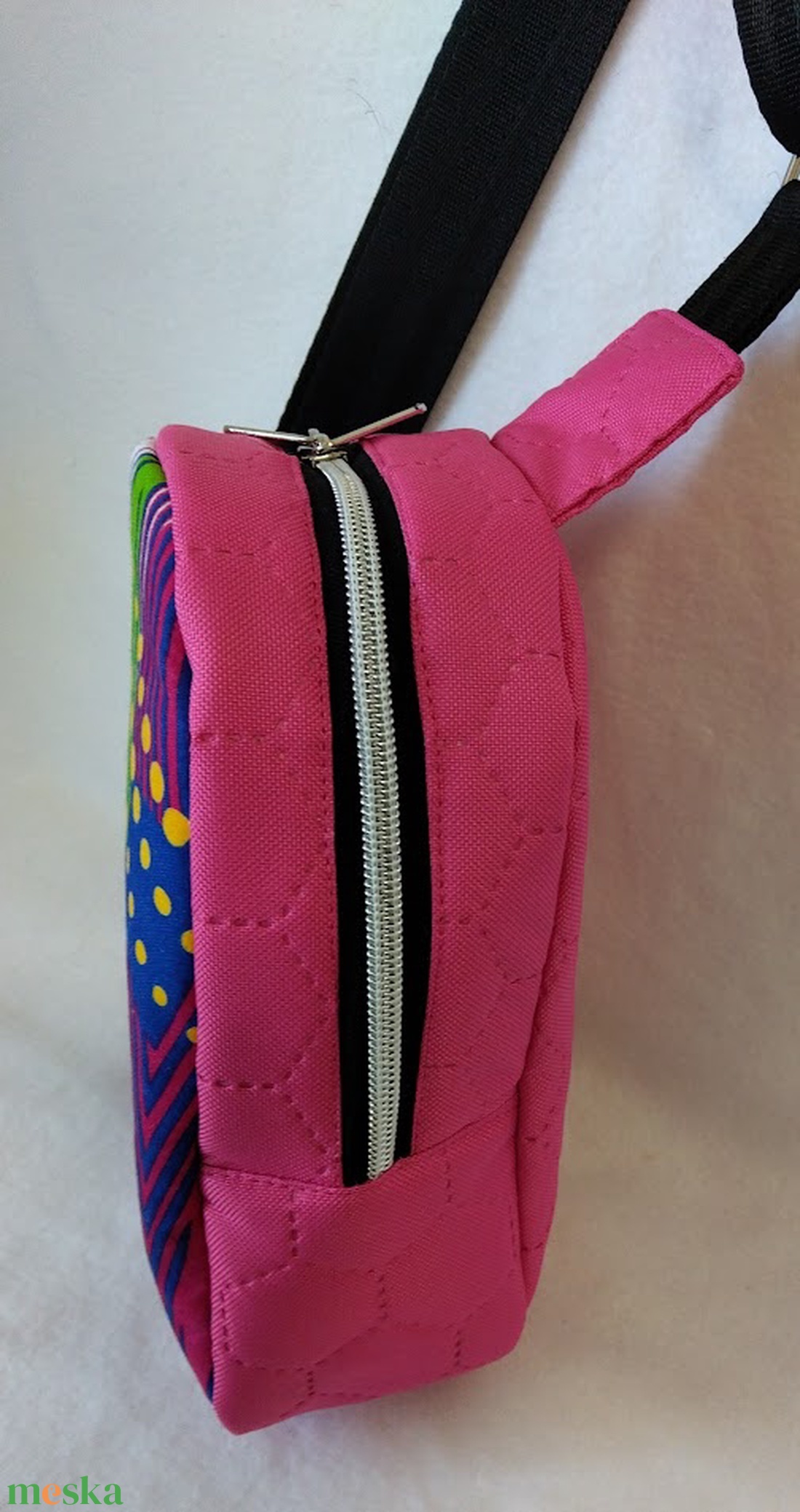 Afrika varázsa Mini hátizsák pink steppelt gyöngyvászon ,színes vonalak geometriai minta motívummal - táska & tok - kézitáska & válltáska - vállon átvethető táska - Meska.hu Afrika varázsa Mini hátizsák pink steppelt gyöngyvászon ,színes vonalak geometriai minta motívummal - táska & tok - kézitáska & válltáska - vállon átvethető táska - Meska.hu