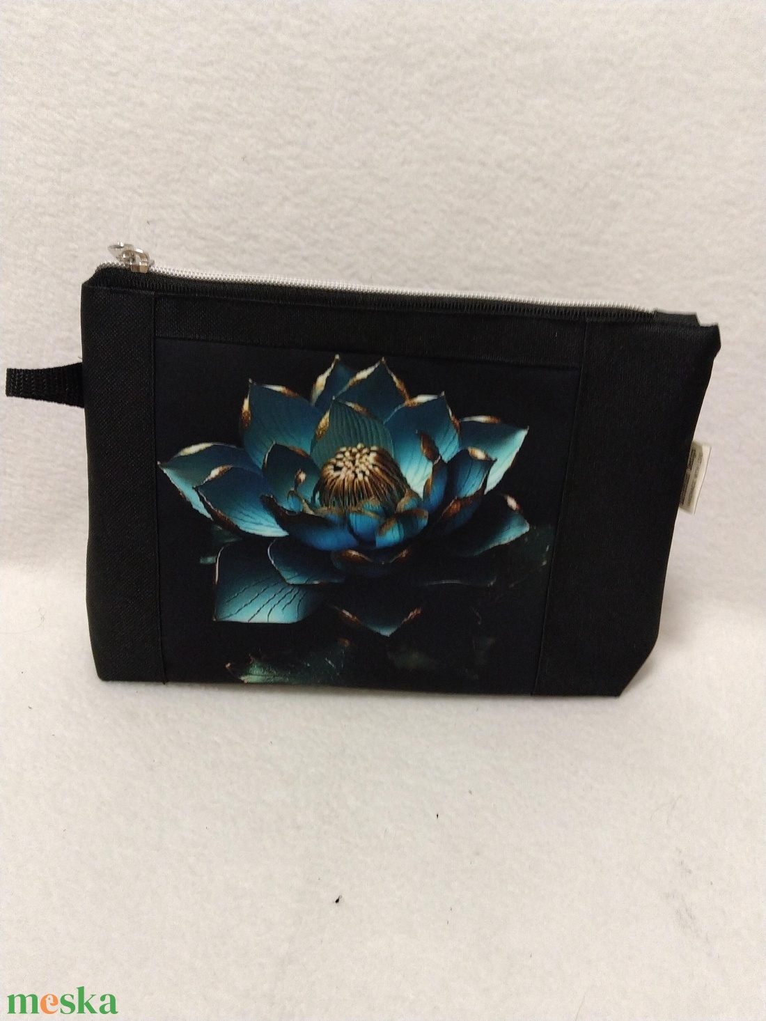 Türkizkék/arany kontúros mandala-virág motívumos neszesszer/táskarendező - táska & tok - neszesszer - Meska.hu