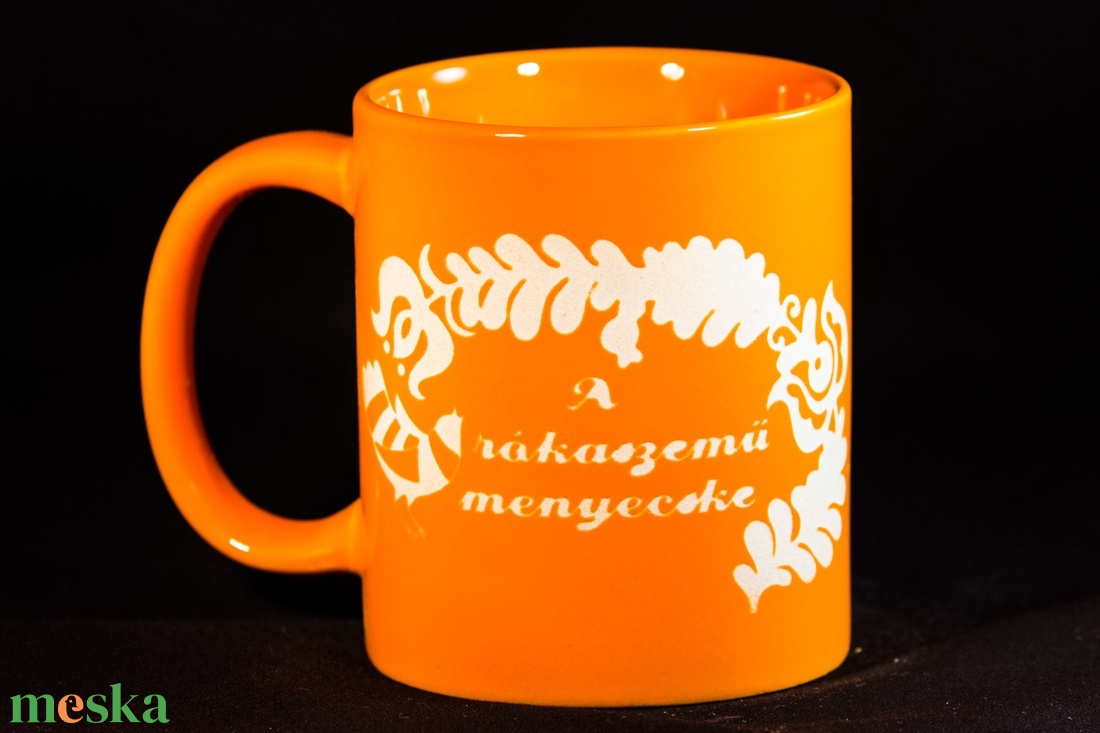 Magyar népi motívumos-Rókaszemű mennyecske-homokgravirozott bögre - otthon & életmód - konyhafelszerelés, tálalás - tálalás - bögre & csésze - Meska.hu