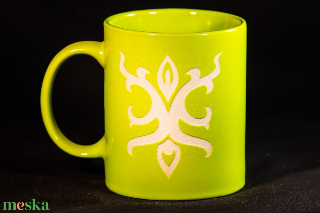 Magyar népi motívumos - Ősi rangjelzés-homokgravirozott bögre - otthon & életmód - konyhafelszerelés, tálalás - tálalás - bögre & csésze - Meska.hu