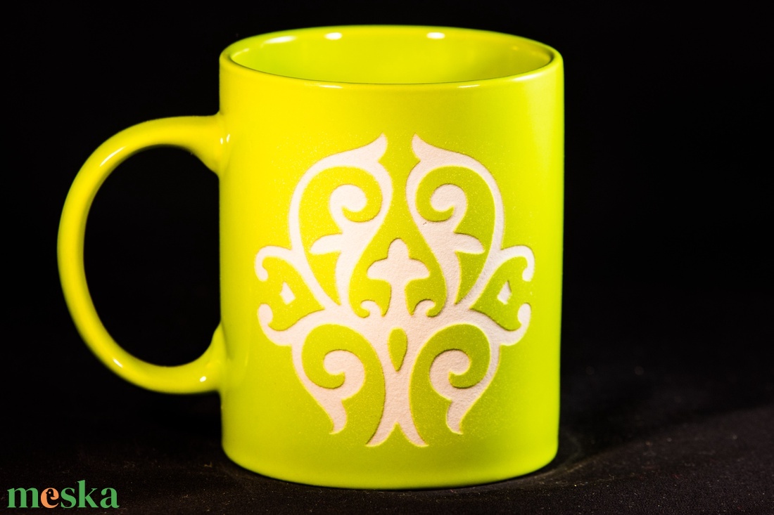 Magyar népi motívumos - Ősi rangjelzés-homokgravirozott bögre - otthon & életmód - konyhafelszerelés, tálalás - tálalás - bögre & csésze - Meska.hu