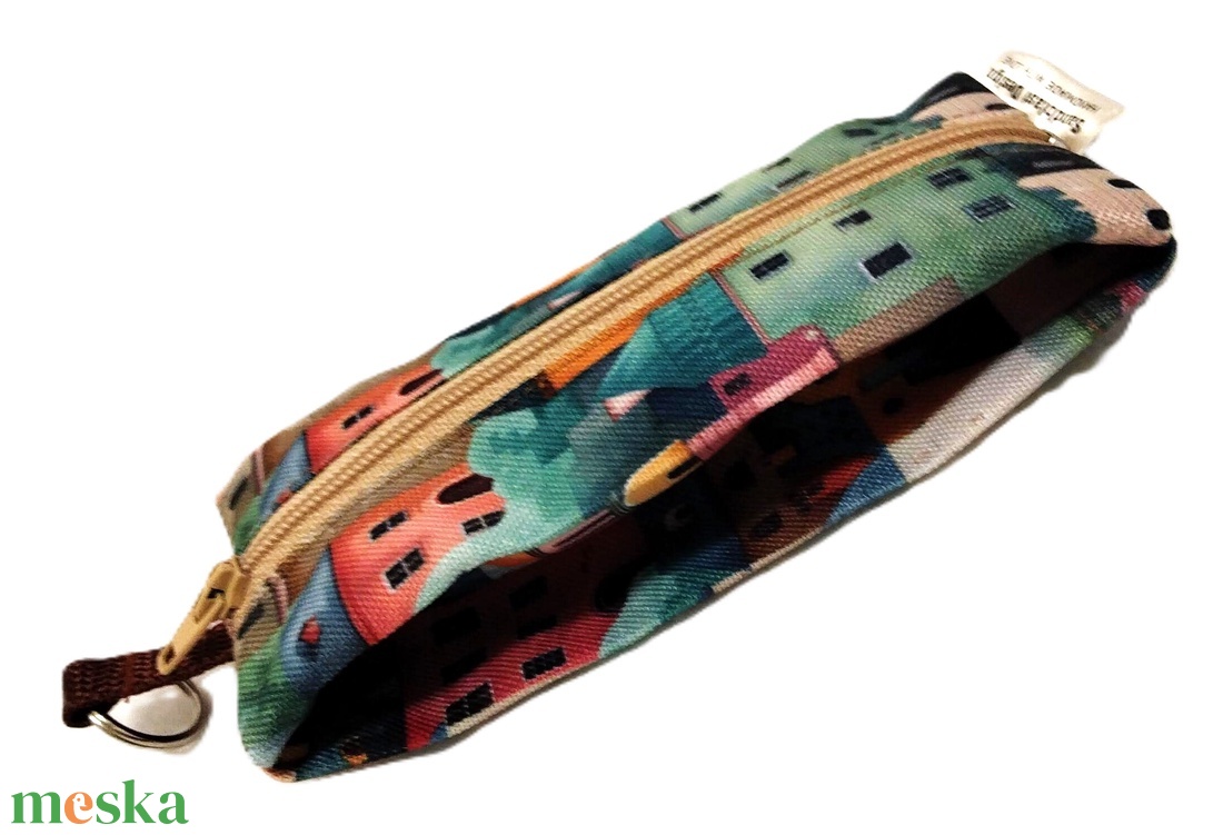 Cuki házikó vízhatlan gyöngyvászon zsepi tartók, vagy bármi tartók - táska & tok - kulcstartó & táskadísz - kulcstartó - Meska.hu