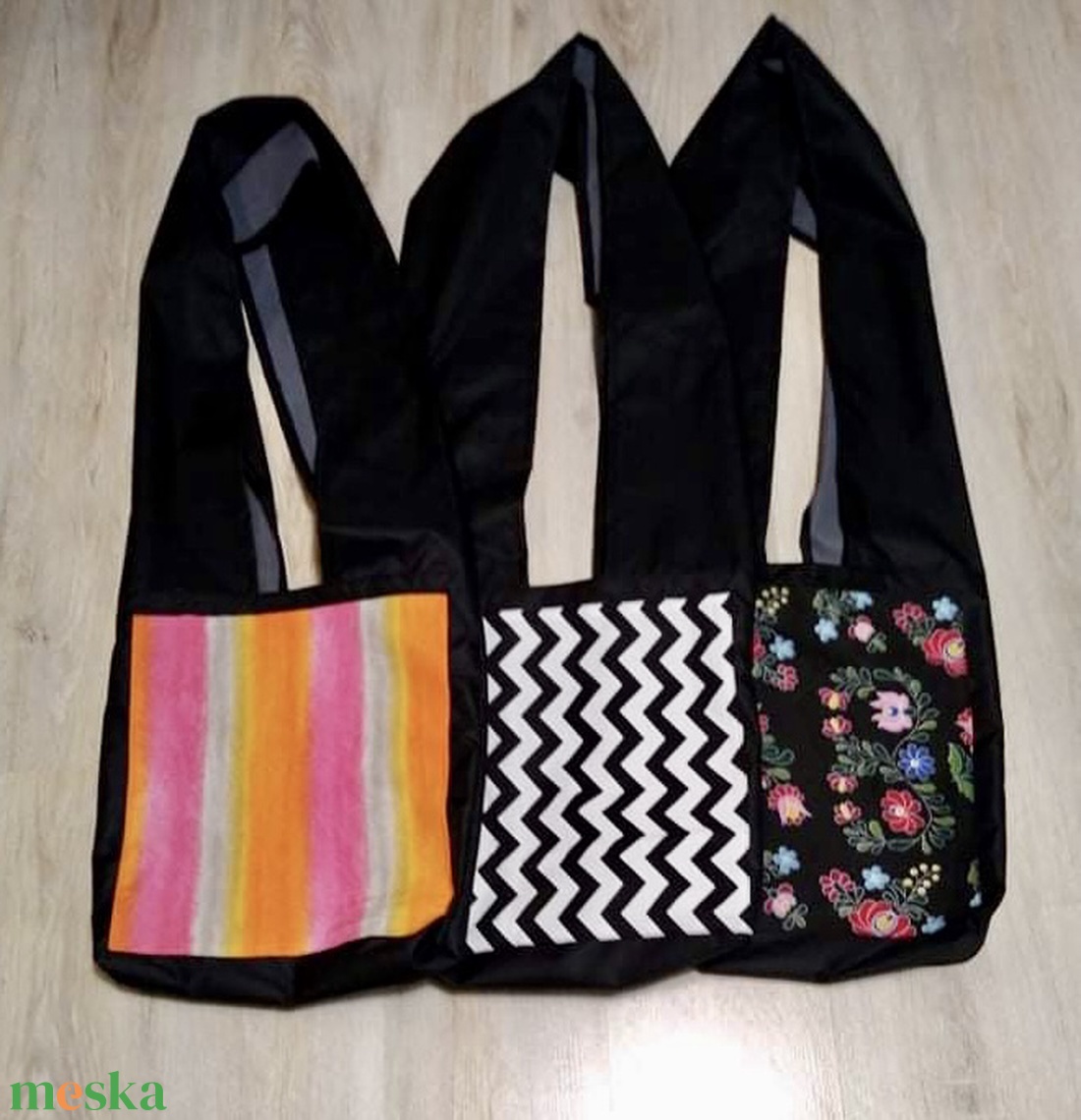 Hippi (hobo) jellegű fesztivál táska,tarisznya - táska & tok - bevásárlás & shopper táska - zöldség/gyümölcs zsák - Meska.hu Hippi (hobo) jellegű fesztivál táska,tarisznya - táska & tok - bevásárlás & shopper táska - zöldség/gyümölcs zsák - Meska.hu