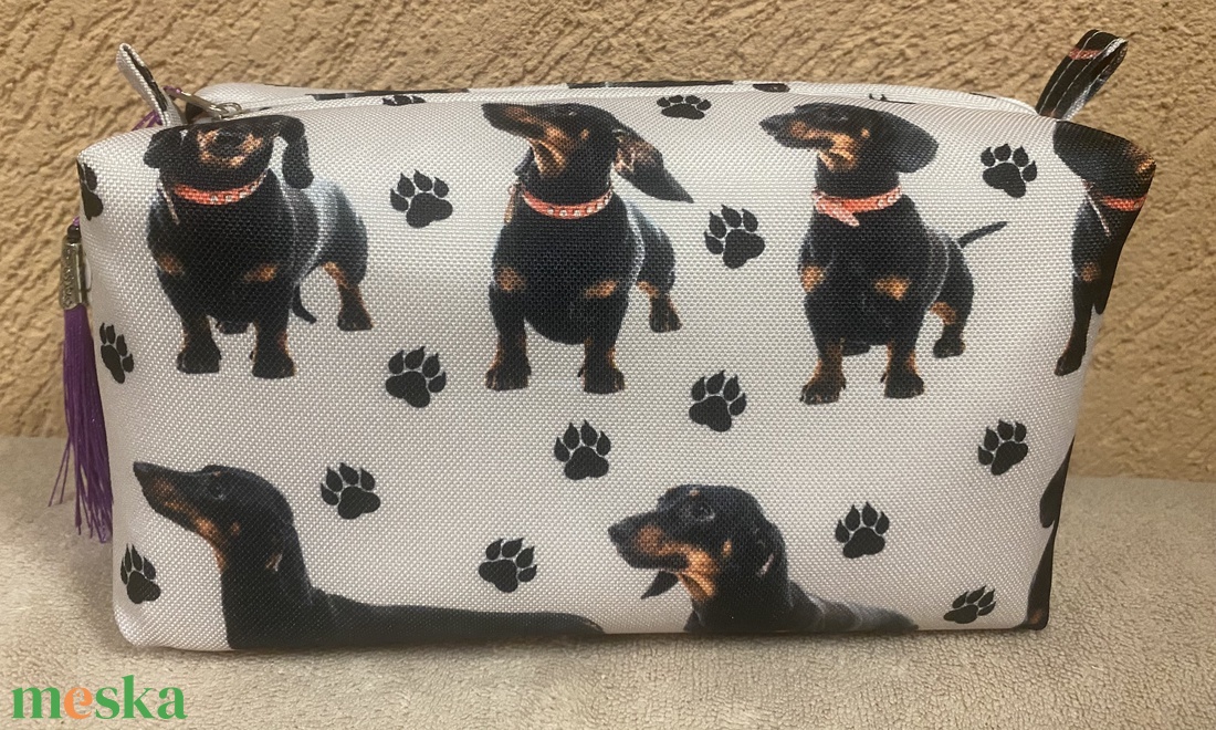 Tacskó mintás neszesszer / sminktáska  - táska & tok - neszesszer - Meska.hu