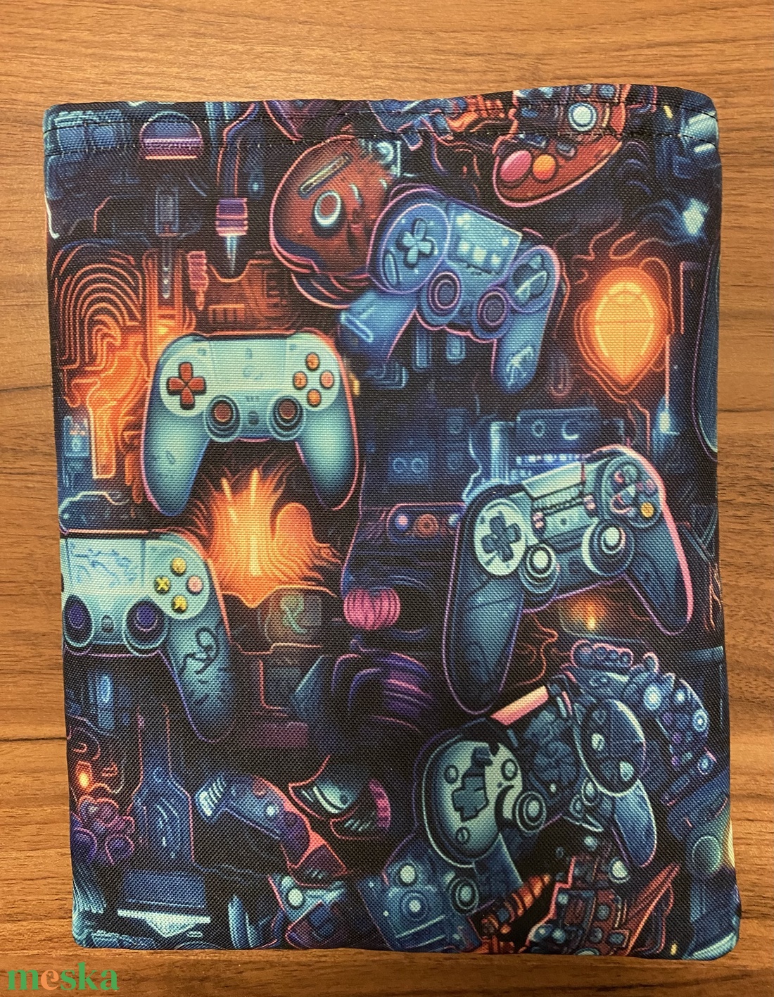 Játékzóna � gamer könyvvédő - otthon & életmód - papír, írószer - könyv- és füzetborító - Meska.hu