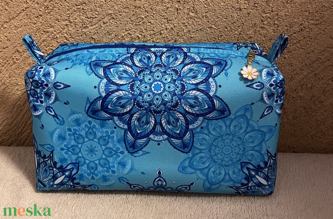 AzúrMandala � neszesszer / sminktáska - szépségápolás - arcápolás - smink kellék - Meska.hu