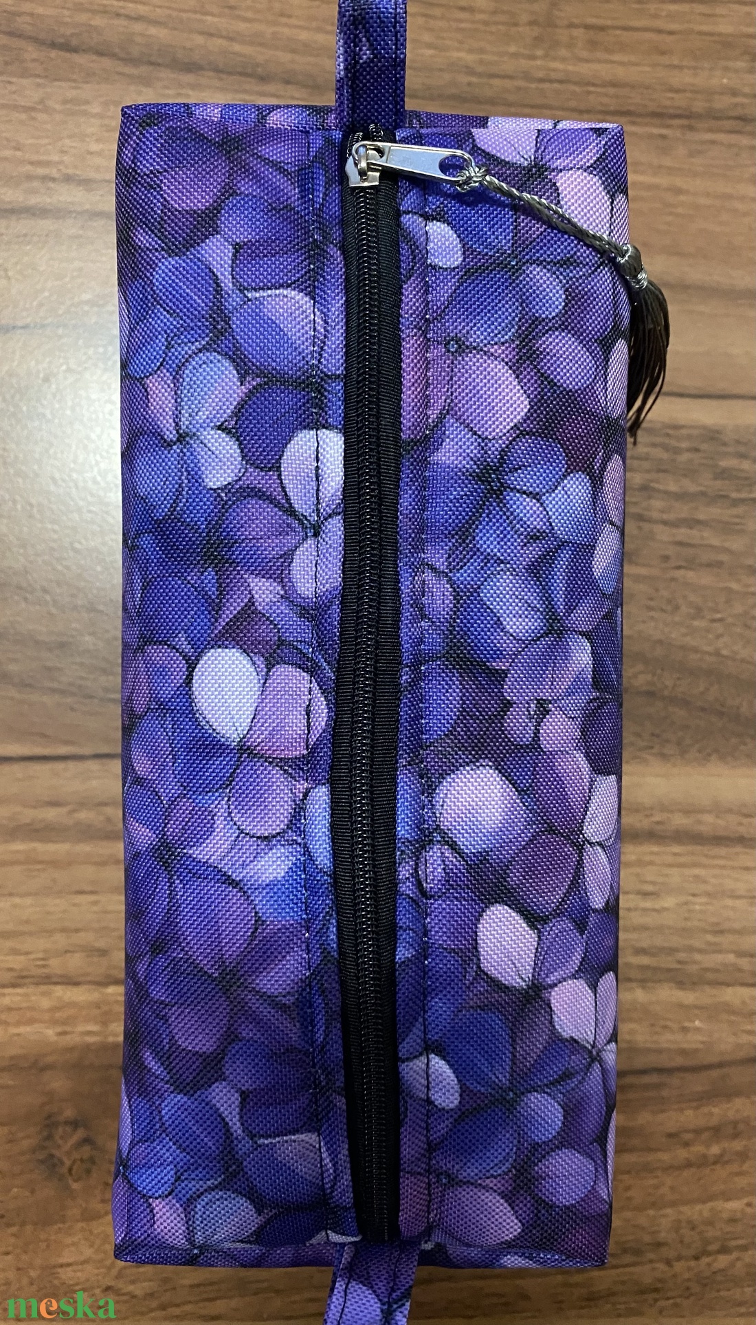 Csodás ibolyás  � neszesszer / sminktáska - szépségápolás - arcápolás - smink kellék - Meska.hu