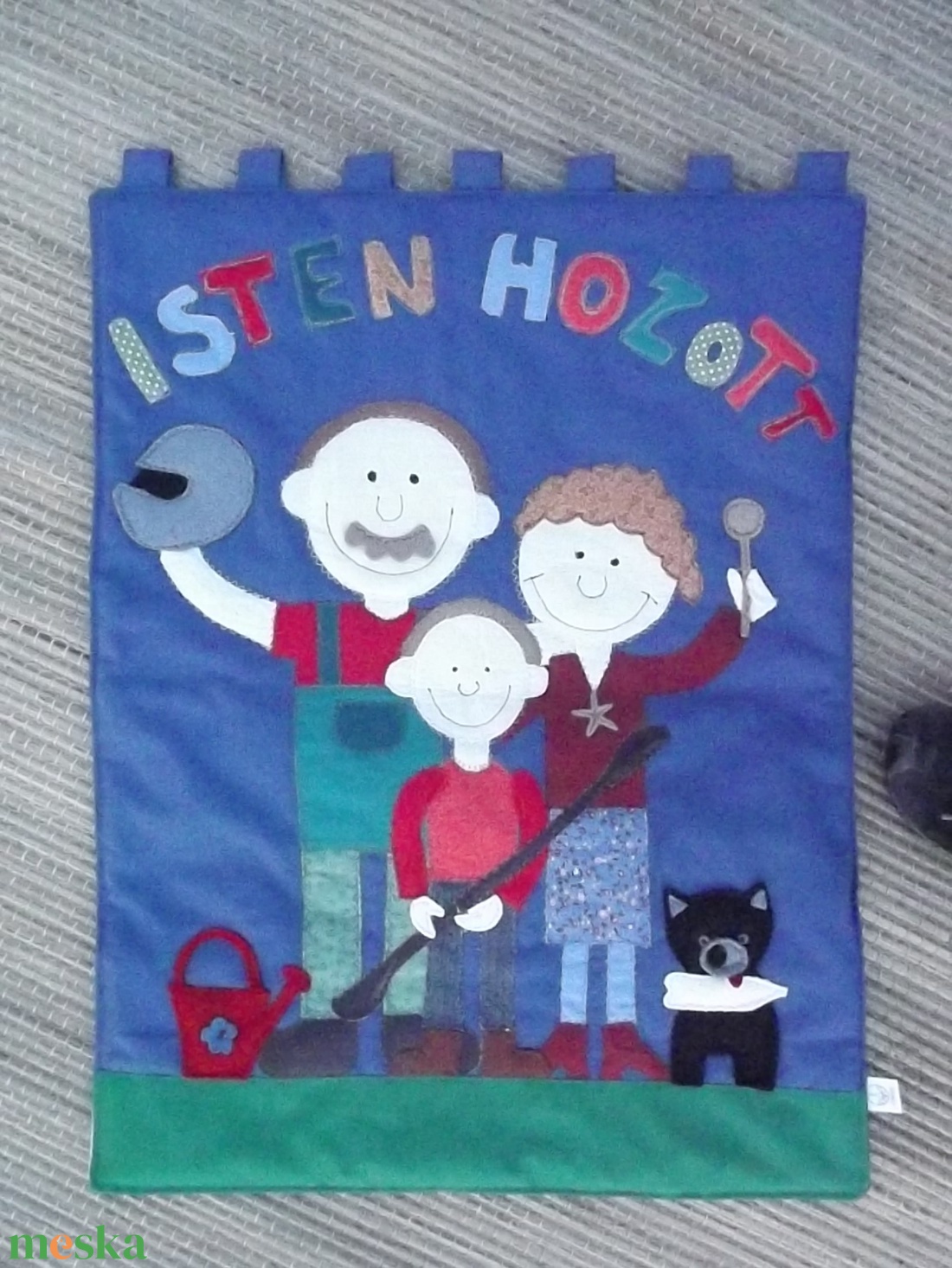 Isten hozott! falikép a család figuráival 60x80 cm - otthon & életmód - babaszoba, gyerekszoba - falvédő gyerekszobába - Meska.hu Isten hozott! falikép a család figuráival 60x80 cm - otthon & életmód - babaszoba, gyerekszoba - falvédő gyerekszobába - Meska.hu