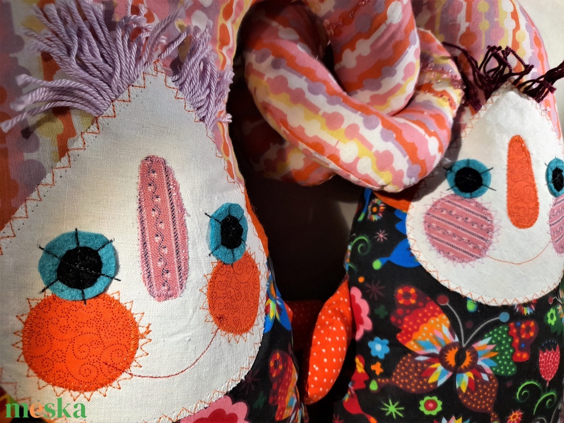 Két CsigaManó, virágos játékfigurák testvéreknek, barátoknak - játék & sport - plüssállat & játékfigura - manó - Meska.hu