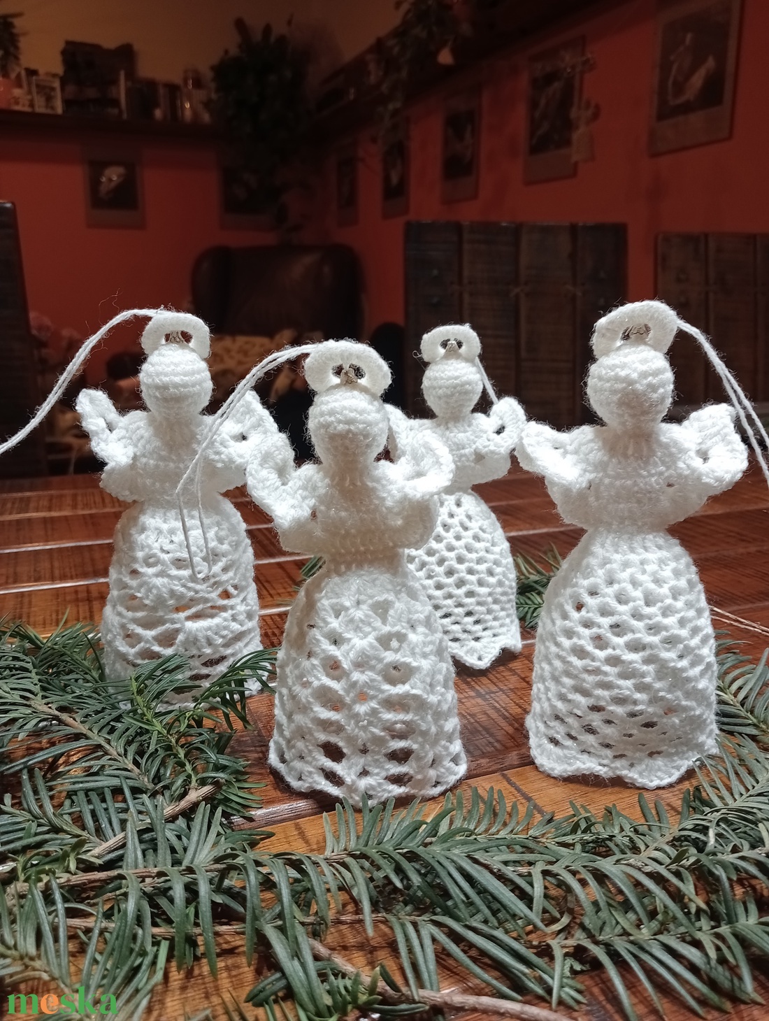 Horgolt angyalka - karácsony - karácsonyi lakásdekoráció - karácsonyfadíszek - Meska.hu