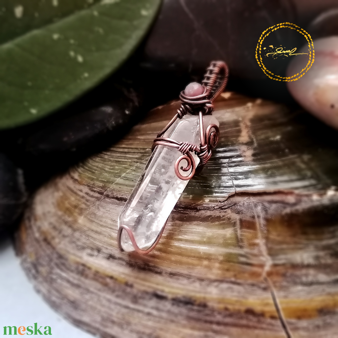 SaraZ // Crystal Ward medál indiai acháttal és választható lánccal - ékszer - nyaklánc - medál - Meska.hu