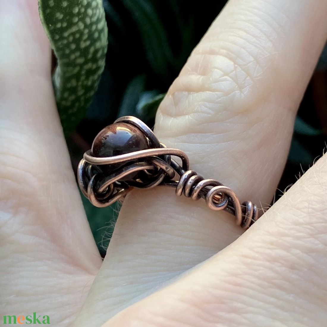 SaraZ // Earthbound Sigil gyűrű bikaszemmel - ékszer - gyűrű - fonódó gyűrű - Meska.hu