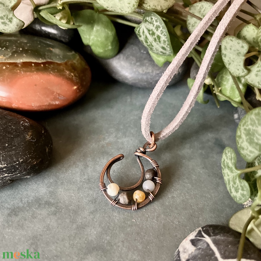 SaraZ // Lunar Circle nyaklánc acháttal - ékszer - nyaklánc - medálos nyaklánc - Meska.hu