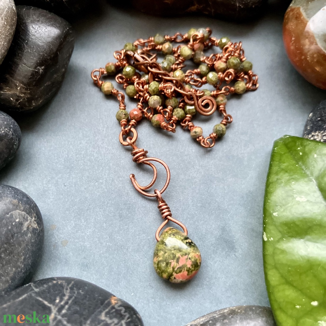 SaraZ // Lunar Circle nyaklánc unakittal - ékszer - nyaklánc - medálos nyaklánc - Meska.hu