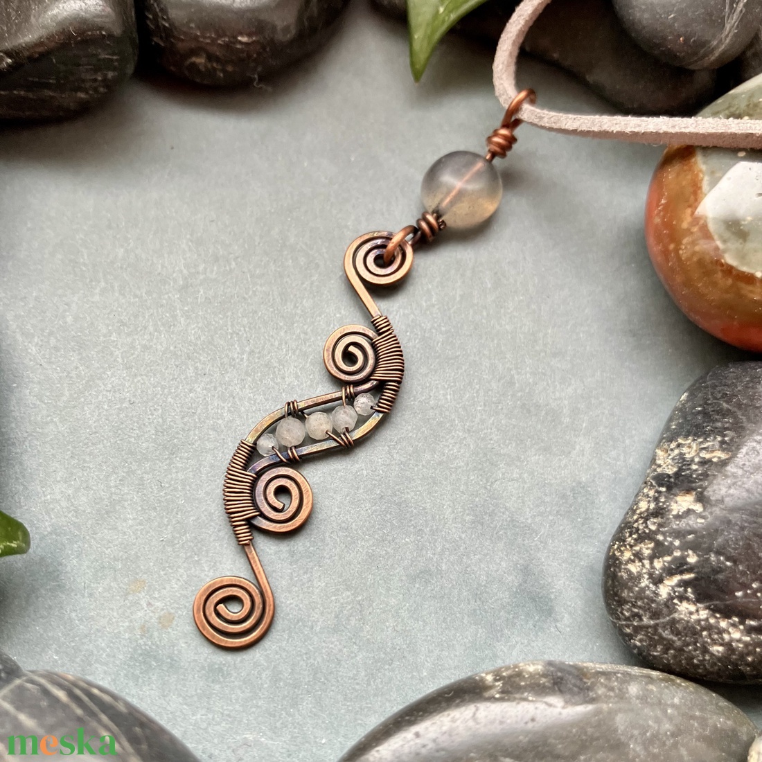 SaraZ // Desert Bloom nyaklánc labradorittal - ékszer - nyaklánc - medálos nyaklánc - Meska.hu