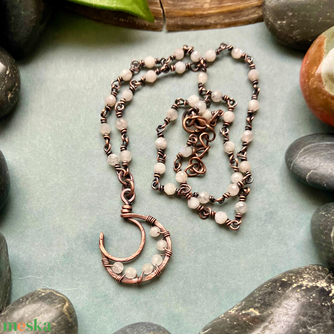 SaraZ // Lunar Circle nyaklánc holdkővel - ékszer - nyaklánc - medálos nyaklánc - Meska.hu