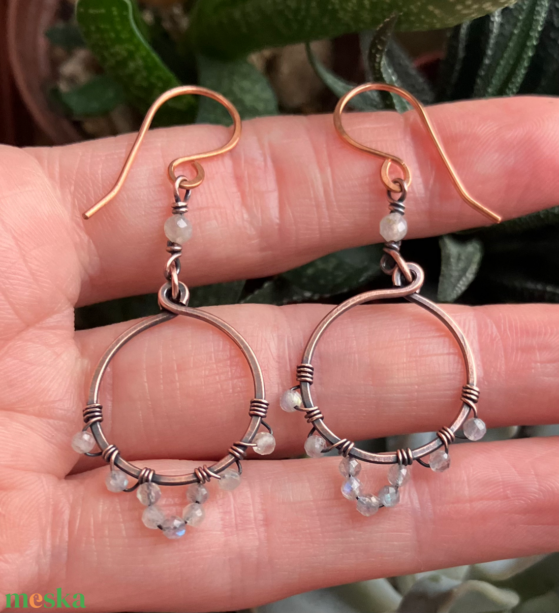 SaraZ // Desert Bloom fülbevaló labradorittal - ékszer - fülbevaló - lógó fülbevaló - Meska.hu