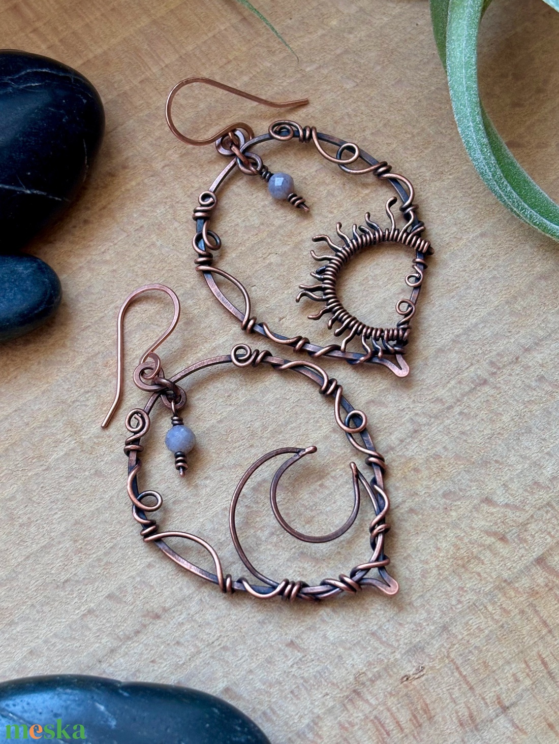 SaraZ // Eclipse Soul fülbevaló indiai acháttal - ékszer - fülbevaló - lógó fülbevaló - Meska.hu