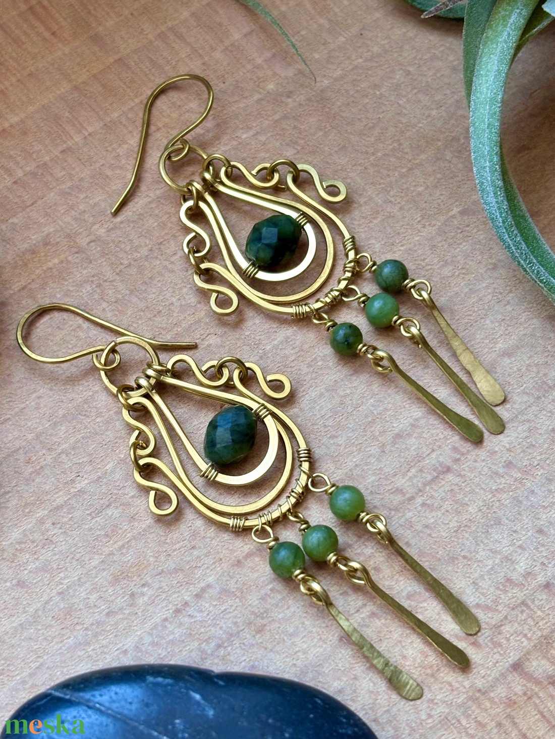 SaraZ // Forest Drop fülbevaló indiai acháttal és déli jádéval - ékszer - fülbevaló - lógó fülbevaló - Meska.hu