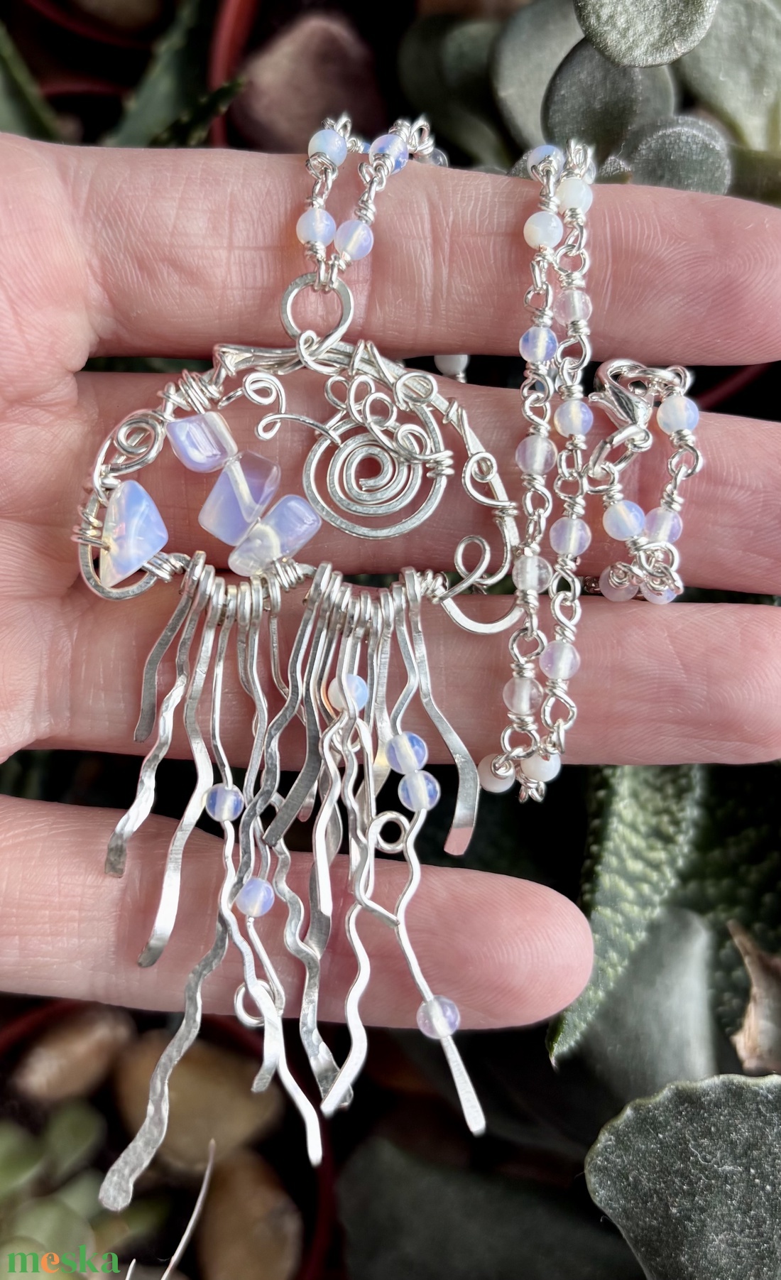 SaraZ // Moon Jelly nyaklánc opállal - ékszer - nyaklánc - medálos nyaklánc - Meska.hu