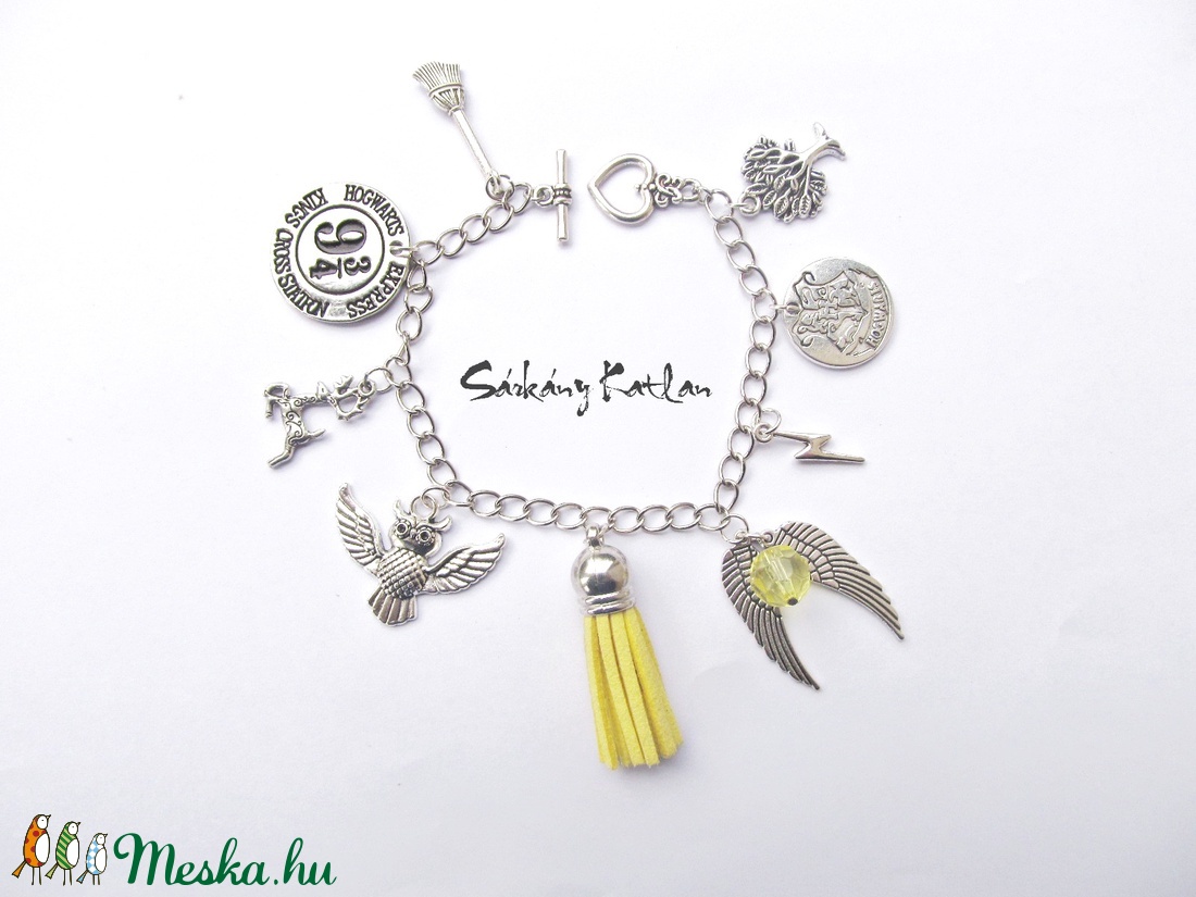 Harry Potter fityegős karkötő - ékszer - karkötő - charm karkötő - Meska.hu Harry Potter fityegős karkötő - ékszer - karkötő - charm karkötő - Meska.hu