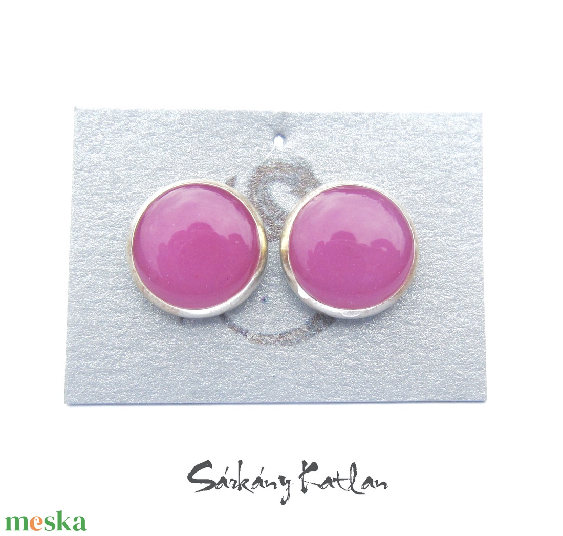 Pink bedugós fülbevaló. - ékszer - fülbevaló - pötty fülbevaló - Meska.hu Pink bedugós fülbevaló. - ékszer - fülbevaló - pötty fülbevaló - Meska.hu