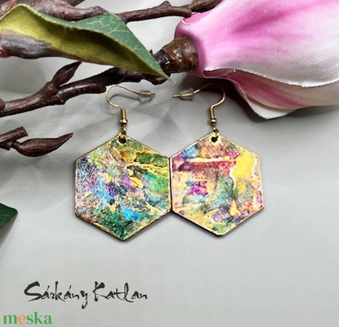 Színkavalkád méhsejt fülbevaló - ékszer - fülbevaló - lógó fülbevaló - Meska.hu