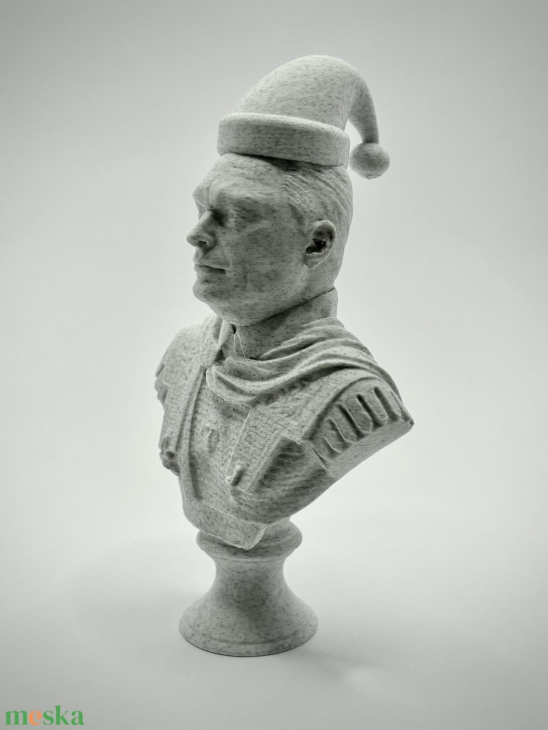 Orbán Viktor Karácsonyi Szobor - otthon & életmód - dekoráció - asztal és polc dekoráció - asztaldísz - Meska.hu