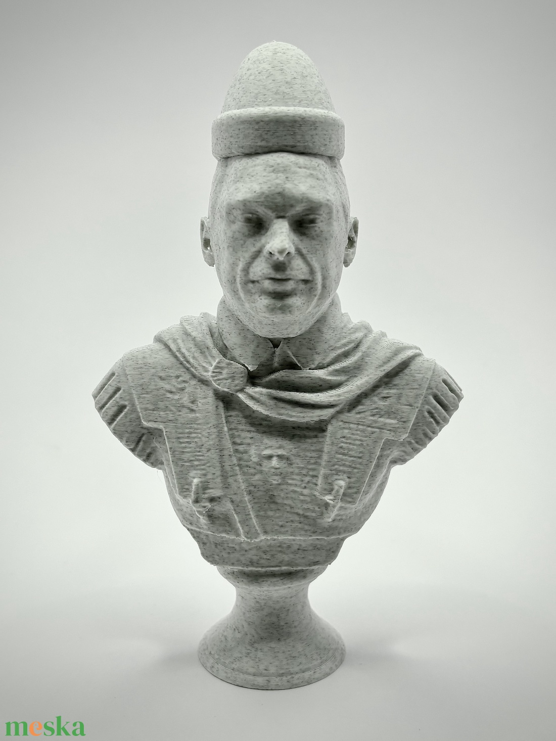 Orbán Viktor Karácsonyi Szobor - otthon & életmód - dekoráció - asztal és polc dekoráció - asztaldísz - Meska.hu