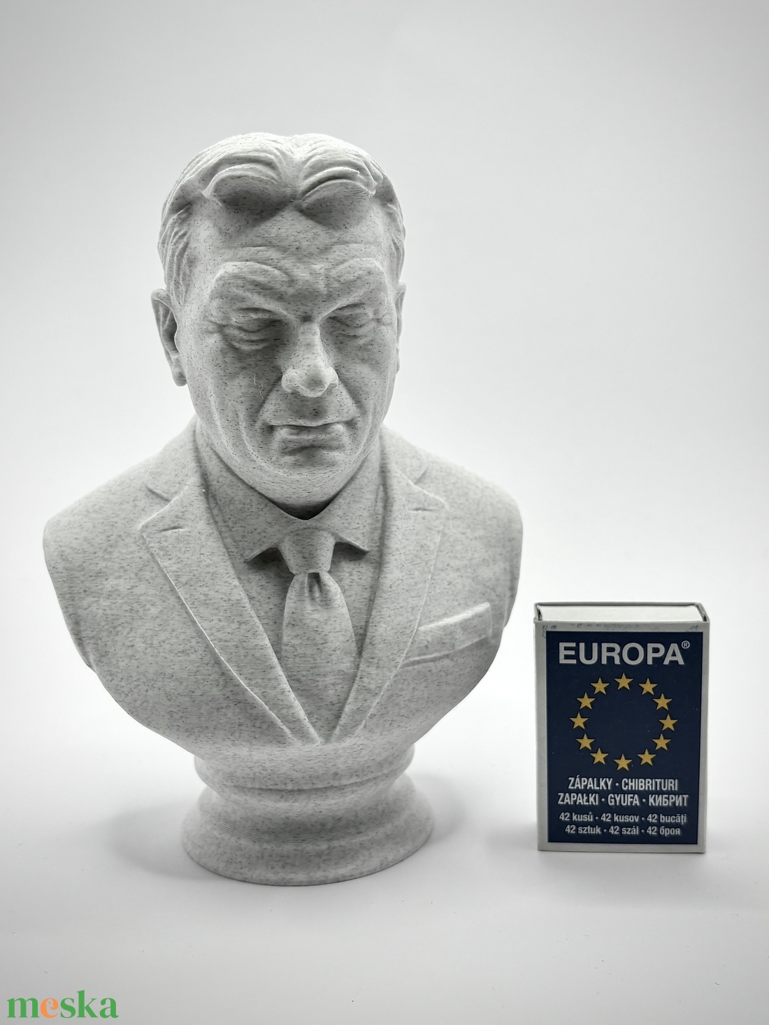 Orbán Viktor szobor - otthon & életmód - dekoráció - asztal és polc dekoráció - asztaldísz - Meska.hu