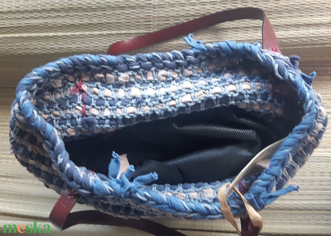 Szürke-drapp horgolt egyedi design táska - táska & tok - kézitáska & válltáska - kézitáska - Meska.hu