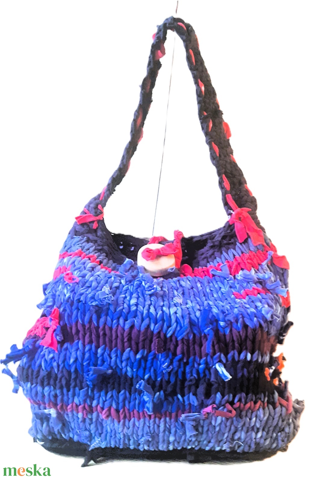 Színes bohó válltáska, saját készítésű fa gombbal - táska & tok - kézitáska & válltáska - válltáska - Meska.hu