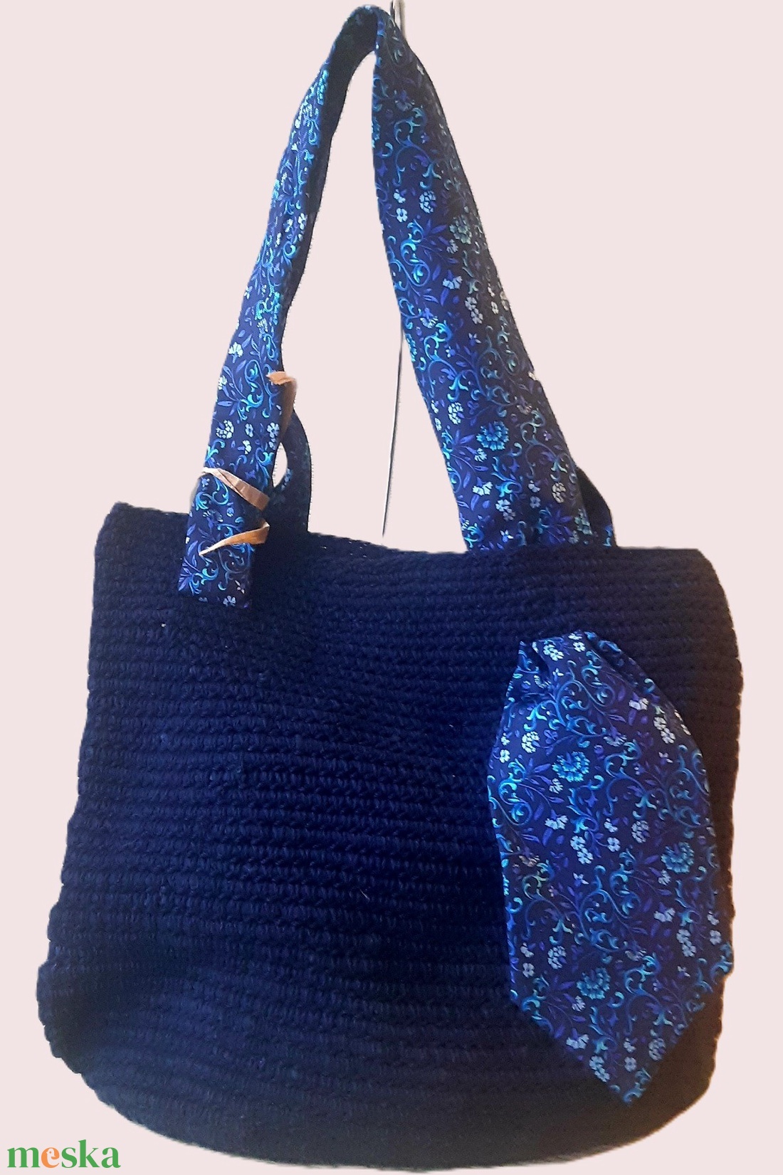 Elegáns  királykék horgolt táska selyemnyakkendő füllel - táska & tok - kézitáska & válltáska - kézitáska - Meska.hu