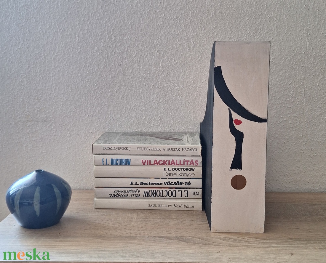 Nő kalapban - egyedi, kézzel festett nyírfa magazin- vagy irattartó - otthon & életmód - dekoráció - dísztárgy - Meska.hu