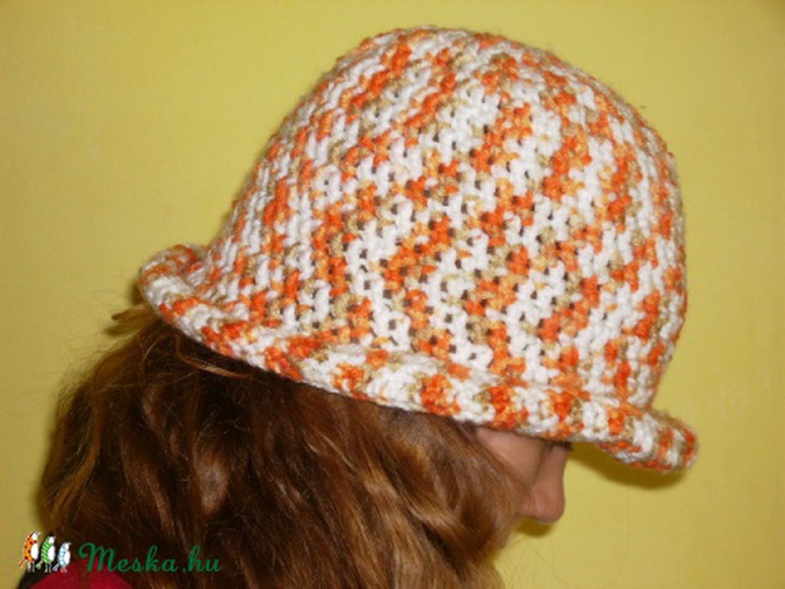 Erdőkerülő kalap -  - Meska.hu