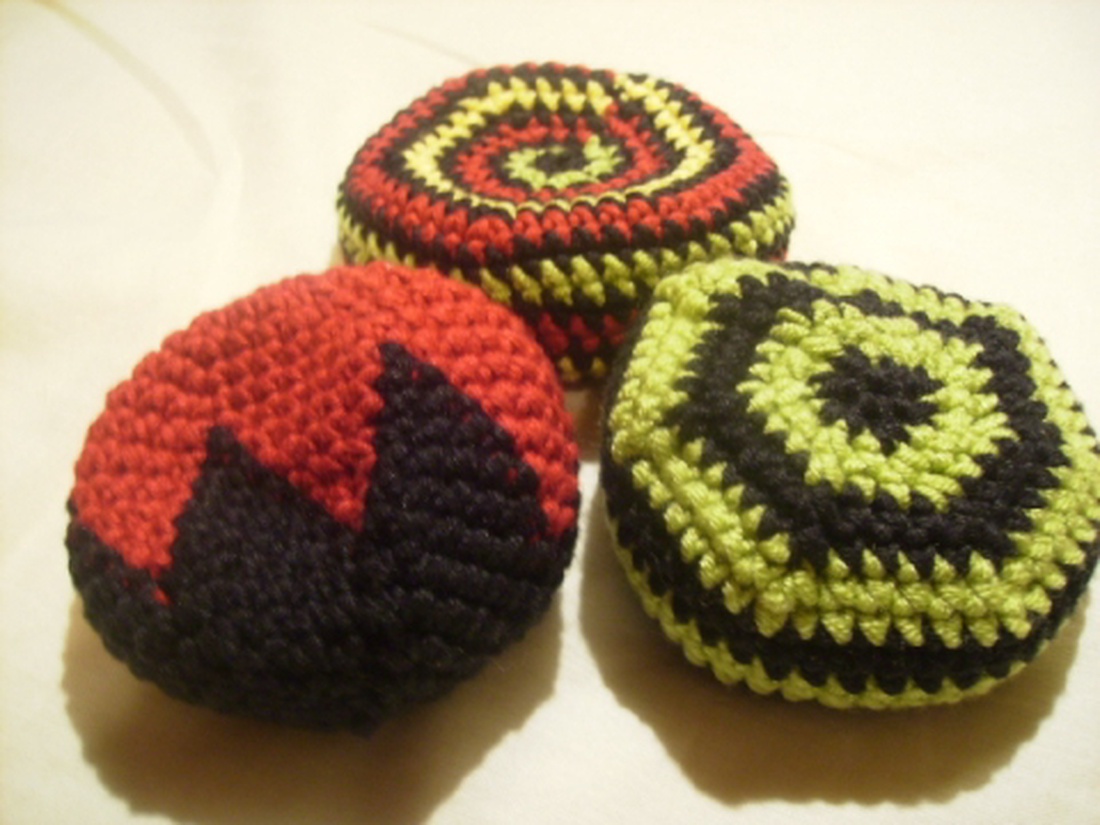 Cikk-cakk bogyó (babzsák, foot-bag, hacky-sack) -  - Meska.hu