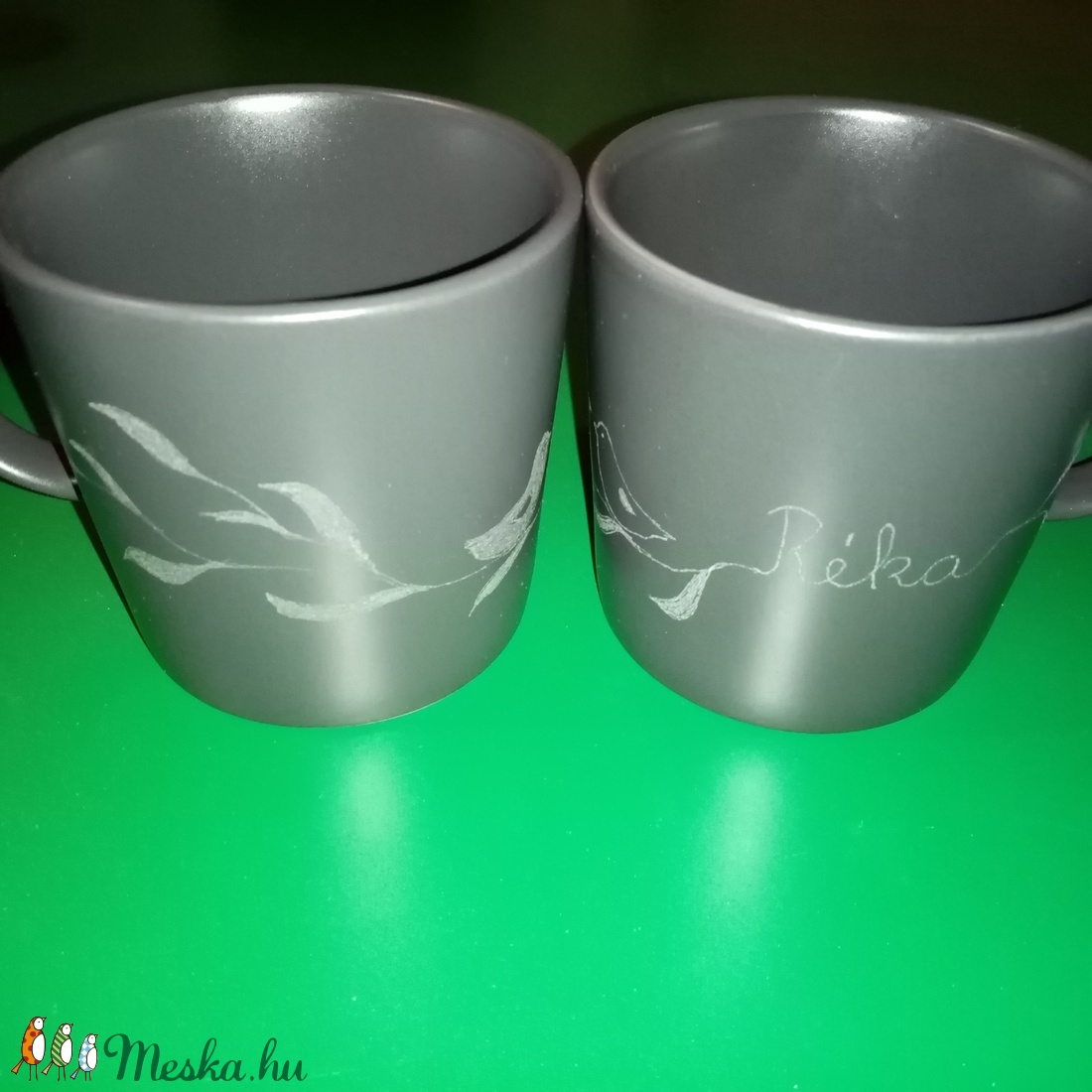 Grafitszürke, páros reggelizőkészlet gerlepárral - otthon & életmód - konyhafelszerelés, tálalás - Meska.hu