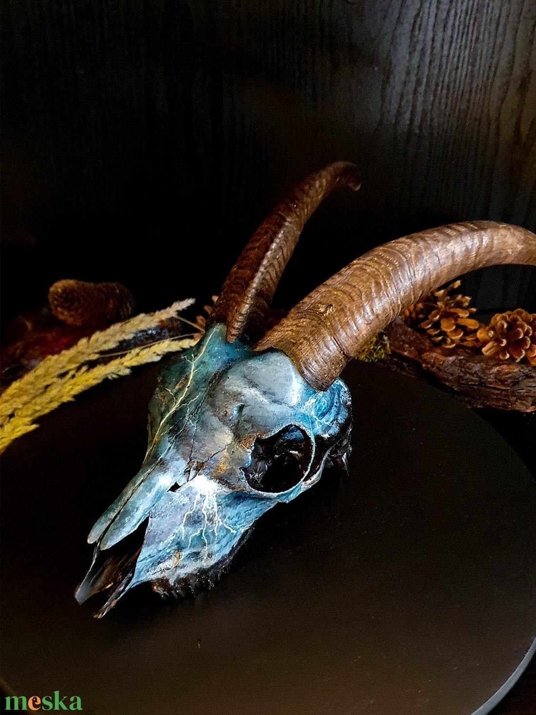 SavageSkullz kecske koponyára kézzel festett egyedi villmám és mennydörgés festménnyel - otthon & életmód - dekoráció - fali és függő dekoráció - falra akasztható dekor - Meska.hu