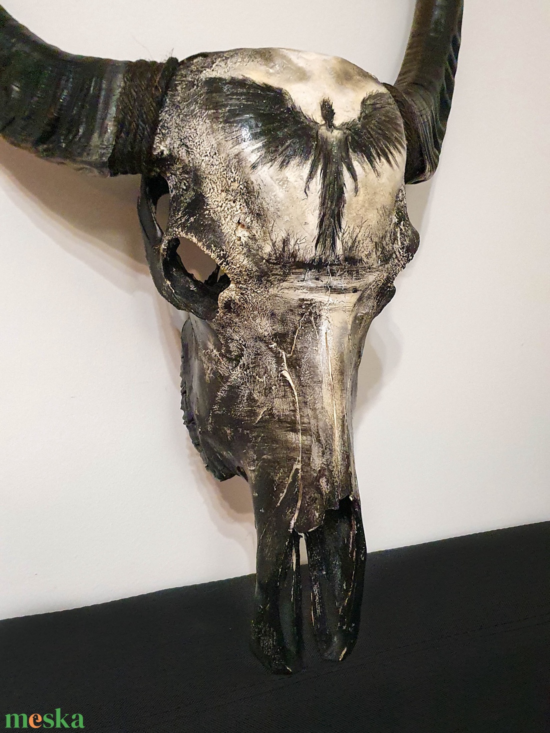 Bivaly trófea - kézzel festett igazi bivaly bika koponya fali dekoráció   -Fekete Angyal- - otthon & életmód - dekoráció - dísztárgy - Meska.hu